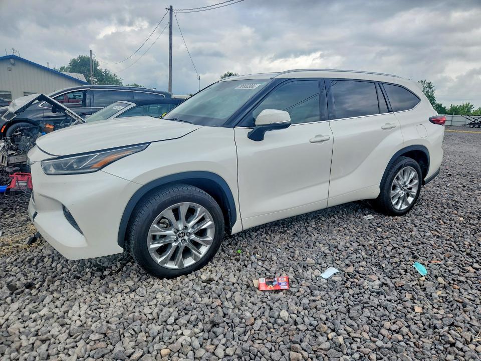 2021 Toyota Highlander VIN 5TDYZRAHXMS055530 COPART salvage auction — FRONT END, Il - Salvage Certificate, sold $16,700 on 2026-07-13 (photo 1)