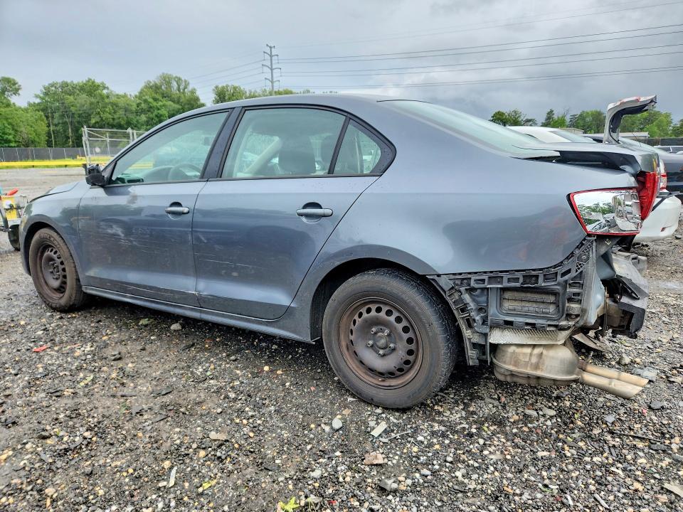 2014 Volkswagen VIN 3VW2K7AJXEM324674 COPART salvage auction — REAR END, Id - Salvage Certificate Of Title, sold $225 on 2026-07-31 (photo 2)
