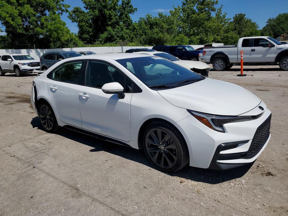 2025 Toyota Corolla VIN 5YFS4MCE5SP243193 COPART salvage auction — REAR END, Mo - Salvage Certificate Of Title, sold $9,300 on 2026-08-25 (photo 4)