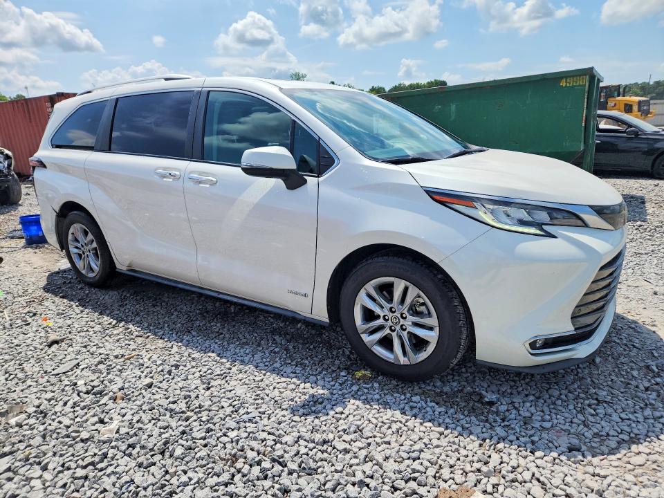 2021 Toyota Sienna VIN 5TDZRKEC8MS019927 COPART salvage auction — REAR END, AL - CERT OF TITLE-SALVAGE TITLE, sold $7,600 on 2026-07-28 (photo 4)