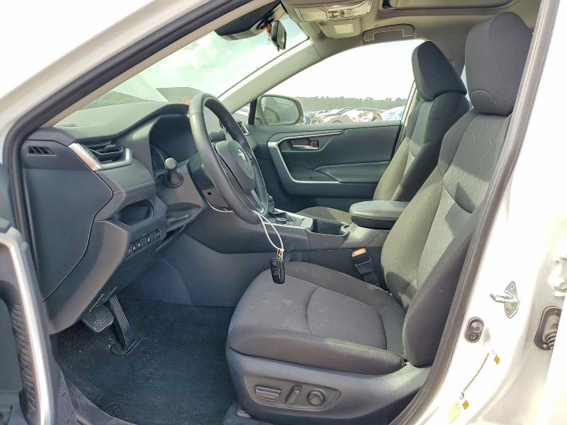 2024 Toyota Rav 4 VIN JTMRWRFV1RD246137 COPART salvage auction — REAR END, Tx - Salvage Vehicle Title, sold $8,000 on 2026-07-24 (photo 7)