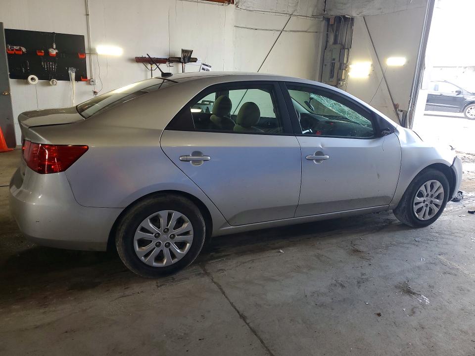 2011 Kia Forte VIN KNAFU4A20B5885972 COPART salvage auction — ROOF, Ky - Cert Of Title-Salvage, sold $275 on 2026-07-20 (photo 3)