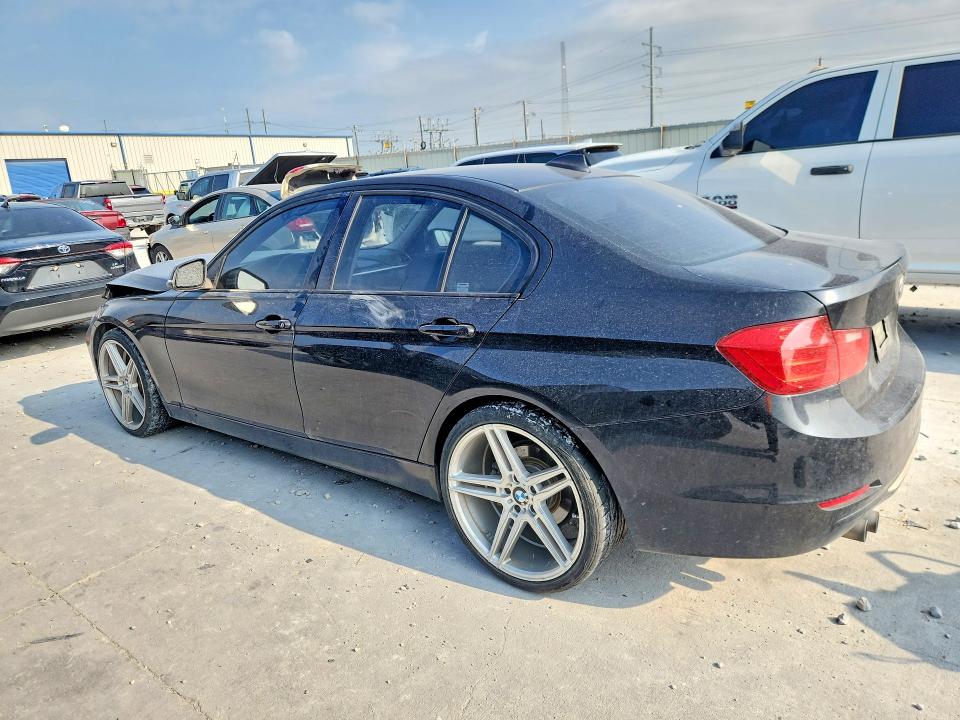 2013 BMW VIN WBA3A5C53DF358546 COPART salvage auction — FRONT END, TX - SALVAGE VEHICLE TITLE, sold $925 on 2026-07-24 (photo 2)