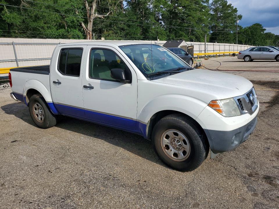 2015 Nissan Frontier VIN 1N6AD0ER7FN766459 COPART salvage auction — MINOR DENT/SCRATCHES, FL - CERTIFICATE OF TITLE, sold $375 on 2026-07-09 (photo 4)