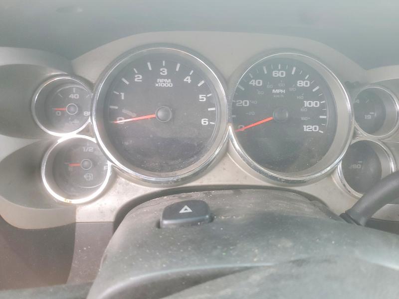2008 Chevrolet Silverado VIN 2GCEK133981250896 COPART salvage auction — NORMAL WEAR, Fl - Dealer Only Clean Title, sold $850 on 2026-09-27 (photo 9)