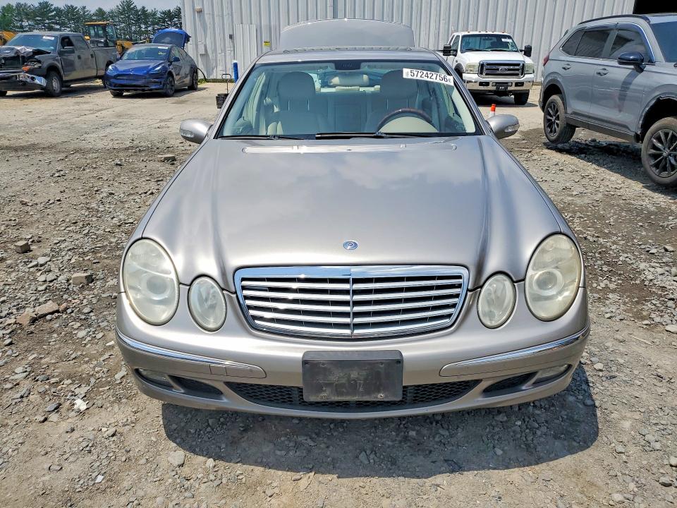 2006 Mercedes-benz E-klasse VIN WDBUF87J16X188815 COPART salvage auction — REAR END, Nj - Cert Of Title-Salvage, sold $400 on 2026-07-20 (photo 5)