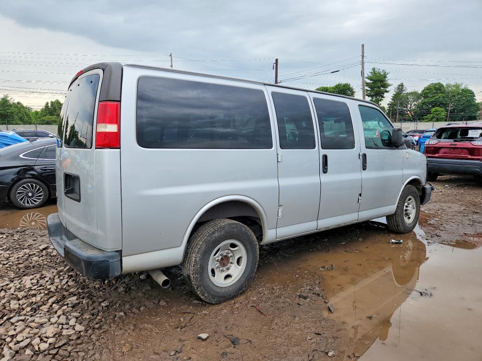 2015 Chevrolet VIN 1GAWGPFG6F1282188 COPART salvage auction — FRONT END, Pa - Certificate Of Salvage, sold $1,900 on 2026-08-03 (photo 3)
