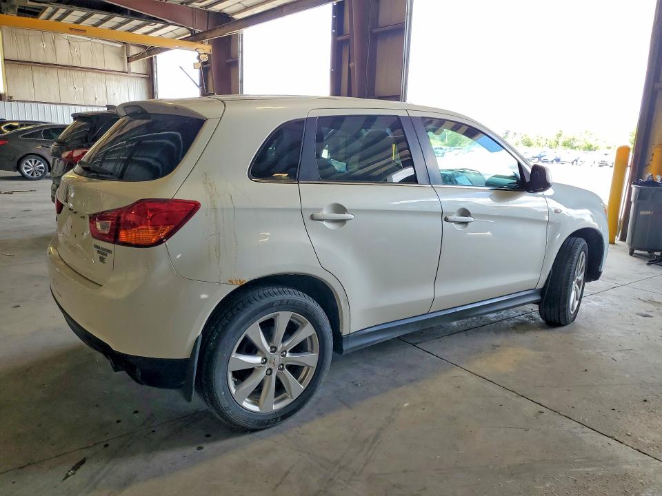 2015 Mitsubishi Outlander sport VIN 4A4AR4AU5FE020817 COPART salvage auction — MINOR DENT/SCRATCHES, Ia - Certificate Of Title, sold $575 on 2026-07-22 (photo 3)