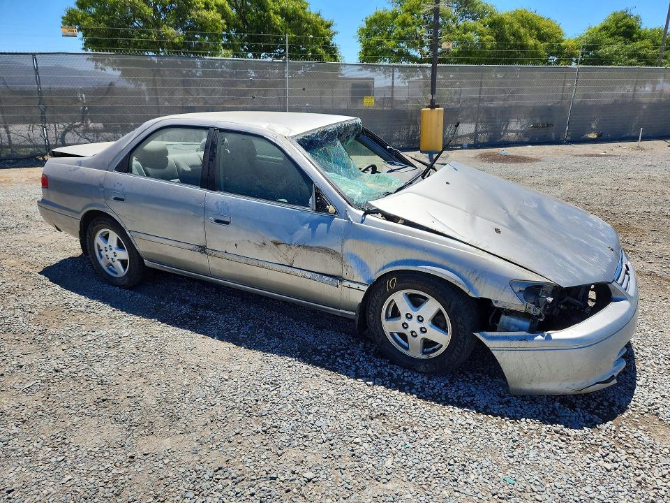 2001 Toyota Camry VIN JT2BG22K010550632 COPART salvage auction — ROLLOVER, Ca - Salvage Certificate, sold $125 on 2026-07-21 (photo 4)