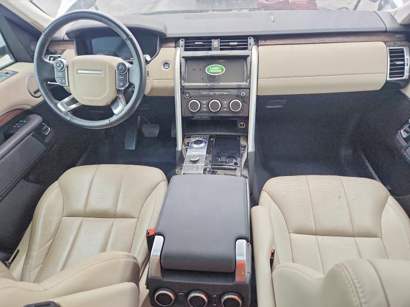 2018 Land rover Discovery VIN SALRR2RV1JA052460 COPART salvage auction — MINOR DENT/SCRATCHES, IN - CERTIFICATE OF TITLE, sold $6,400 on 2026-07-27 (photo 8)