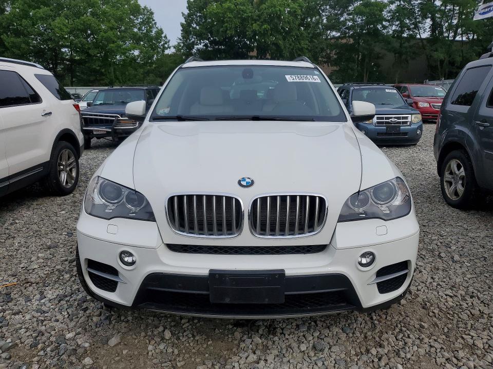 2013 BMW VIN 5UXZV4C58D0B24371 COPART salvage auction — MINOR DENT/SCRATCHES, Ma - Cert Of Title-Reconstrctd Coll, sold $450 on 2026-07-23 (photo 5)