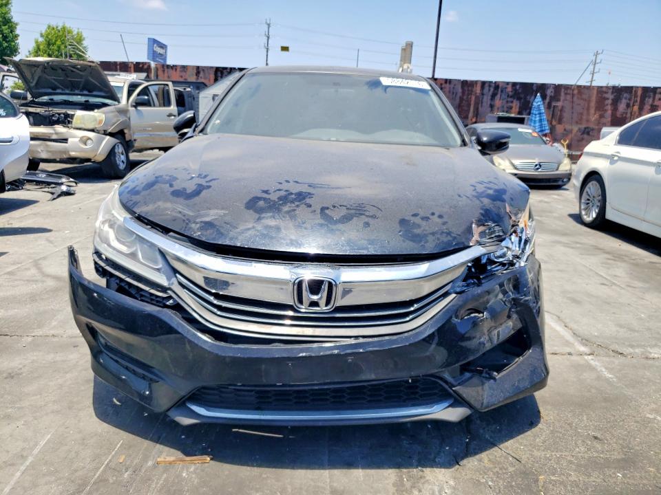 2017 Honda Accord VIN 1HGCR2F33HA217100 COPART salvage auction — FRONT END, Ca - Salvage Certificate, sold $3,000 on 2026-07-21 (photo 5)