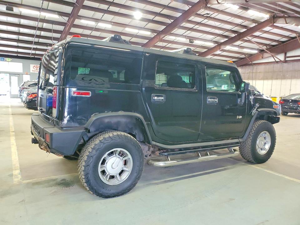 2006 Hummer H2 VIN 5GRGN23U06H119962 COPART salvage auction — MINOR DENT/SCRATCHES, NY - CERTIFICATE OF TITLE, sold $5,000 on 2026-07-31 (photo 3)