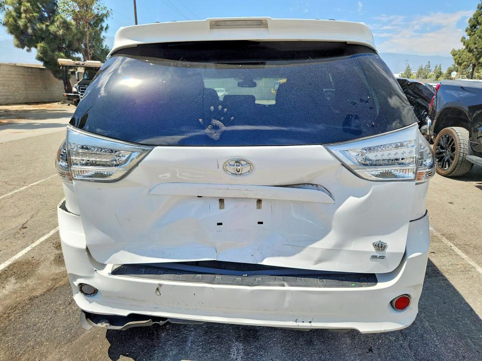 2018 Toyota VIN 5TDXZ3DC0JS921918 COPART salvage auction — REAR END, Ca - Salvage Certificate, sold $9,200 on 2026-07-07 (photo 6)