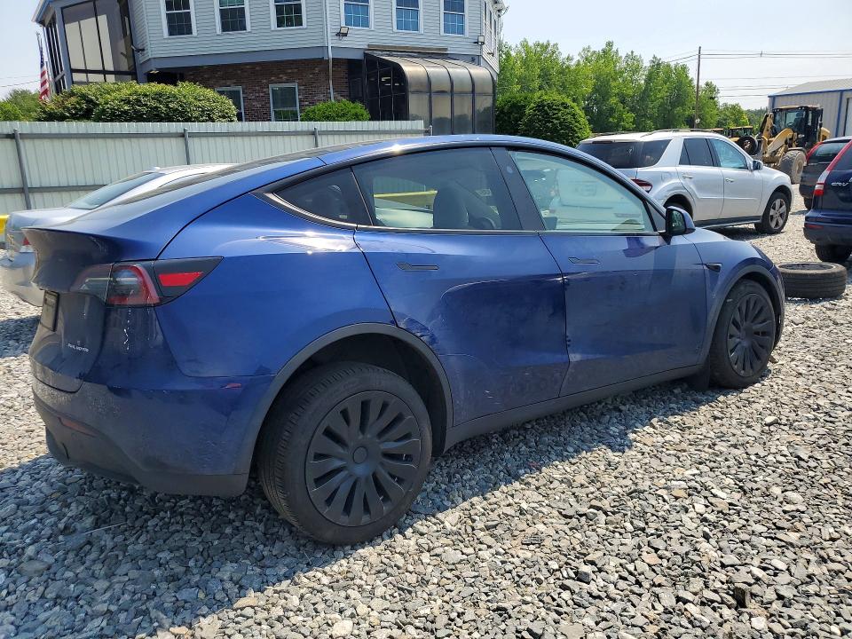 2024 Tesla Model y VIN 7SAYGDEE8RA233827 COPART salvage auction — SIDE, Ma - Cert Of Title-Salvage, sold $10,600 on 2026-07-08 (photo 3)