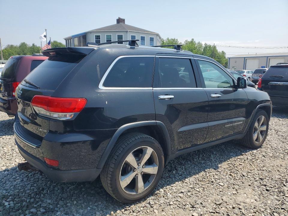 2015 Jeep Cherokee VIN 1C4RJFBGXFC698822 COPART salvage auction — MINOR DENT/SCRATCHES, MA - CERTIFICATE OF TITLE, sold $1,550 on 2026-07-06 (photo 3)