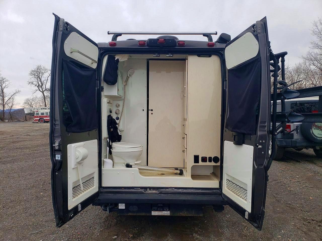2022 Jayc O Swift VIN 3C6MRVUGXME580695 COPART salvage auction — Burn, NJ - CERT OF TITLE-SALVAGE, sold $36,750 on 2026-07-10 (photo 6)