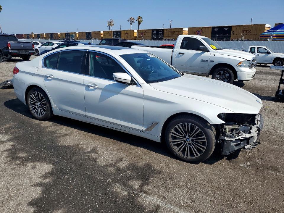 2018 BMW 5er VIN WBAJE5C51JWA94057 COPART salvage auction — FRONT END, CA - SALVAGE CERTIFICATE, sold $11,600 on 2026-07-24 (photo 4)