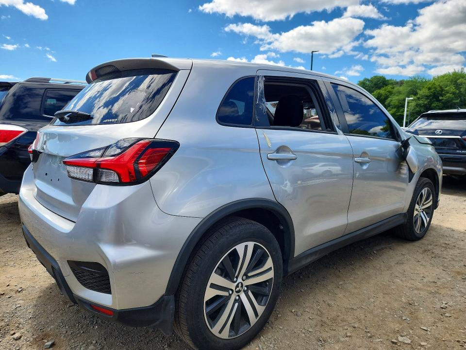 2023 Mitsubishi Outlander VIN JA4ARUAU1PU013999 COPART salvage auction — FRONT END, Va - Certificate Of Title (P), sold $8,800 on 2026-07-16 (photo 3)
