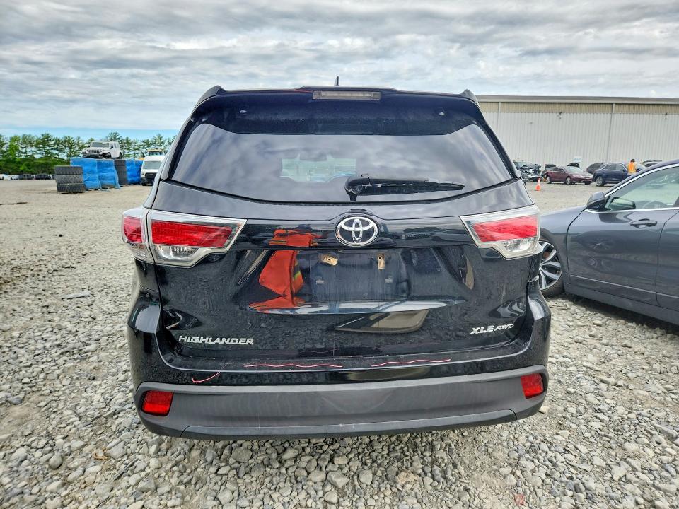 2016 Toyota VIN 5TDJKRFH4GS311597 COPART salvage auction — SIDE, Nj - Cert Of Title-Salvage, sold $8,400 on 2026-07-27 (photo 6)