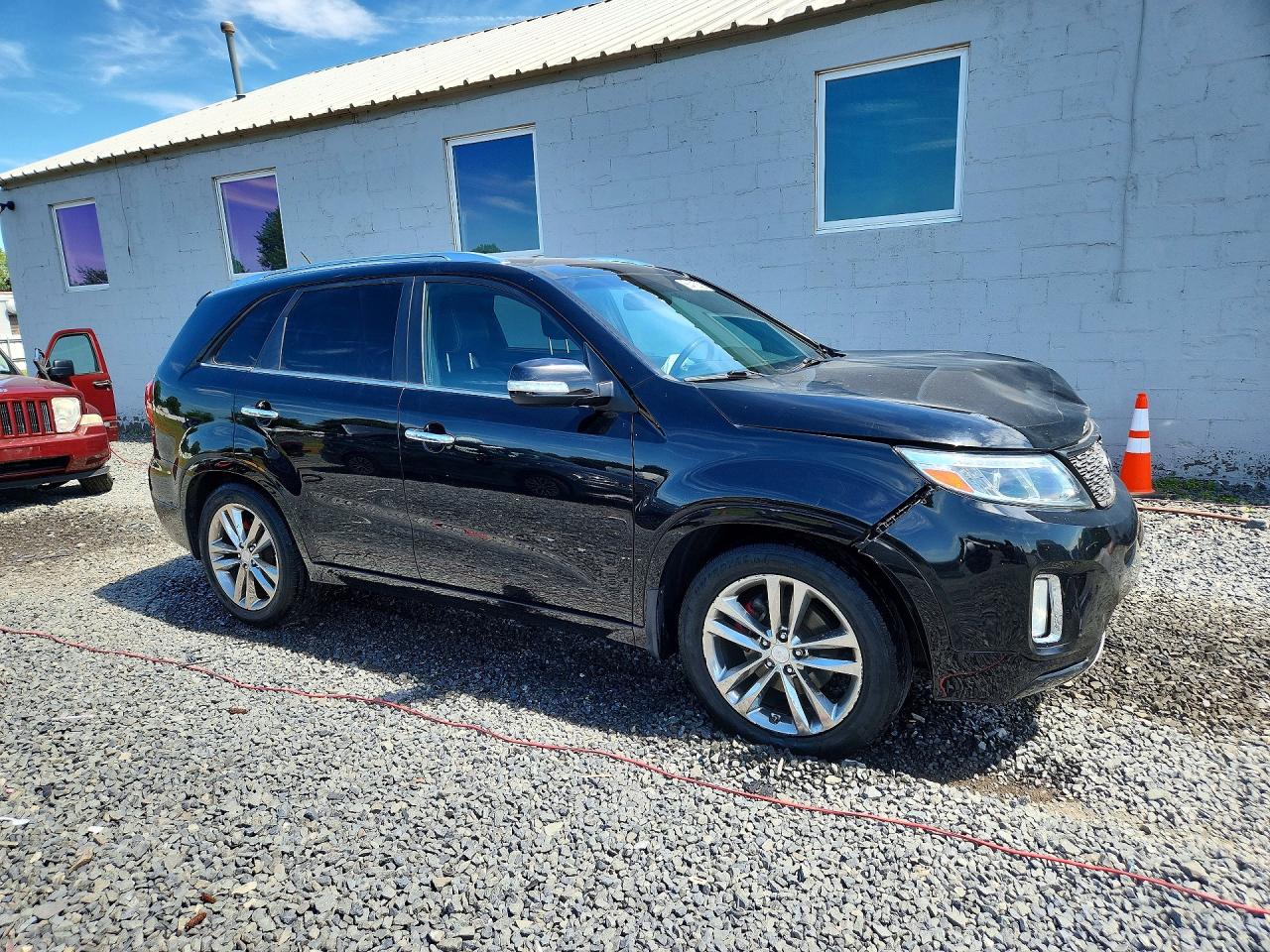 2014 Kia Sorento VIN 5XYKW4A76EG443961 COPART salvage auction — Front End, Sc - Salvage Title, sold $1,900 on 2026-07-10 (photo 4)