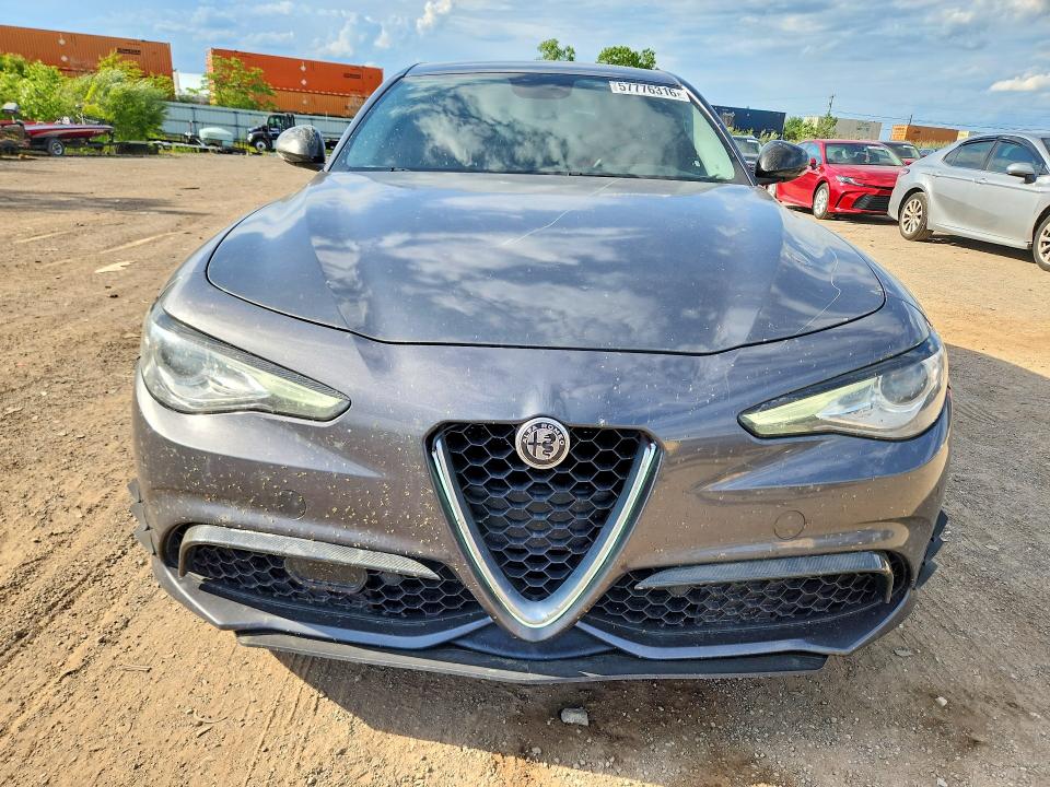 2017 Alfa romeo Giulia VIN ZARFAEEN0H7541714 COPART salvage auction — SIDE, Oh - Cert Of Title-Salvage, sold $775 on 2026-07-30 (photo 5)
