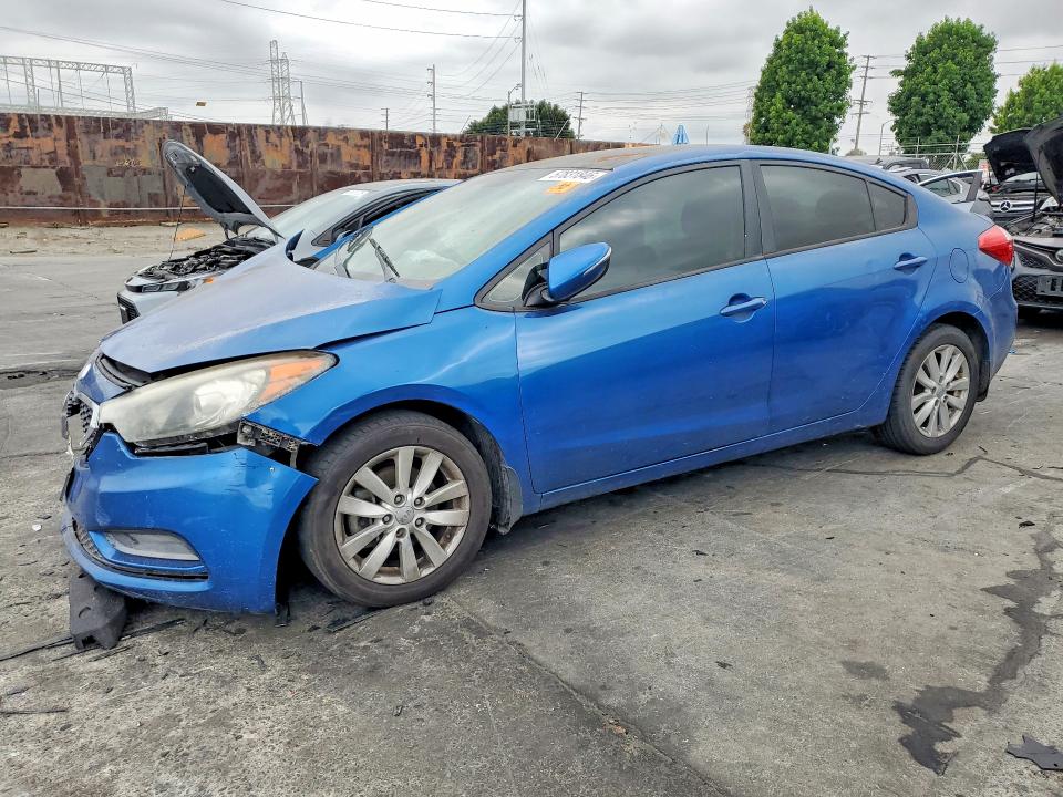 2014 Kia Forte VIN KNAFX4A65E5188392 COPART salvage auction — FRONT END, Ca - Salvage Certificate, sold $425 on 2026-07-08 (photo 1)