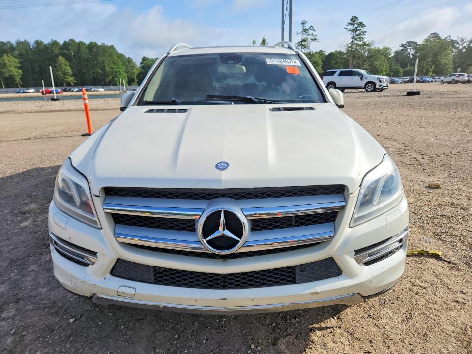 2013 Mercedes-benz VIN 4JGDF7CE4DA192468 COPART salvage auction — MINOR DENT/SCRATCHES, La - Certificate Of Title (P), sold $1,700 on 2026-07-24 (photo 5)