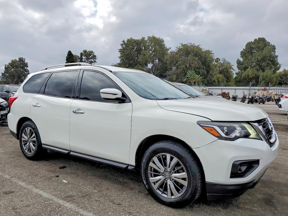 2019 Nissan Pathfinder VIN 5N1DR2MN4KC619688 COPART salvage auction — MINOR DENT/SCRATCHES, Ar - Dis/Dlr/Exp Only Clean Title (P), sold $1,200 on 2026-07-10 (photo 4)