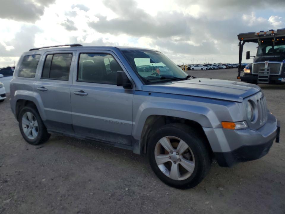 2016 Jeep Liberty (patriot) VIN 1C4NJPFAXGD698115 COPART salvage auction — MINOR DENT/SCRATCHES, Tx - Certificate Of Title, sold $700 on 2026-07-02 (photo 4)