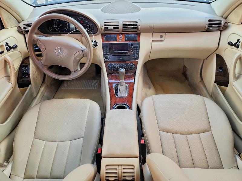 2007 Mercedes-benz C class VIN WDBRF92H07F868180 COPART salvage auction — MINOR DENT/SCRATCHES, FL - CERTIFICATE OF TITLE (P), sold $350 on 2026-07-28 (photo 8)
