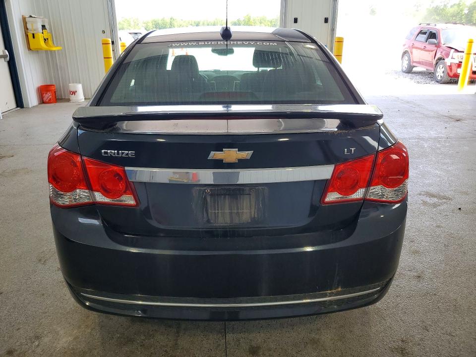 2015 Chevrolet Cruze VIN 1G1PC5SB4F7160697 COPART salvage auction — NORMAL WEAR, Mt - Certificate Of Title, sold $550 on 2026-07-02 (photo 6)