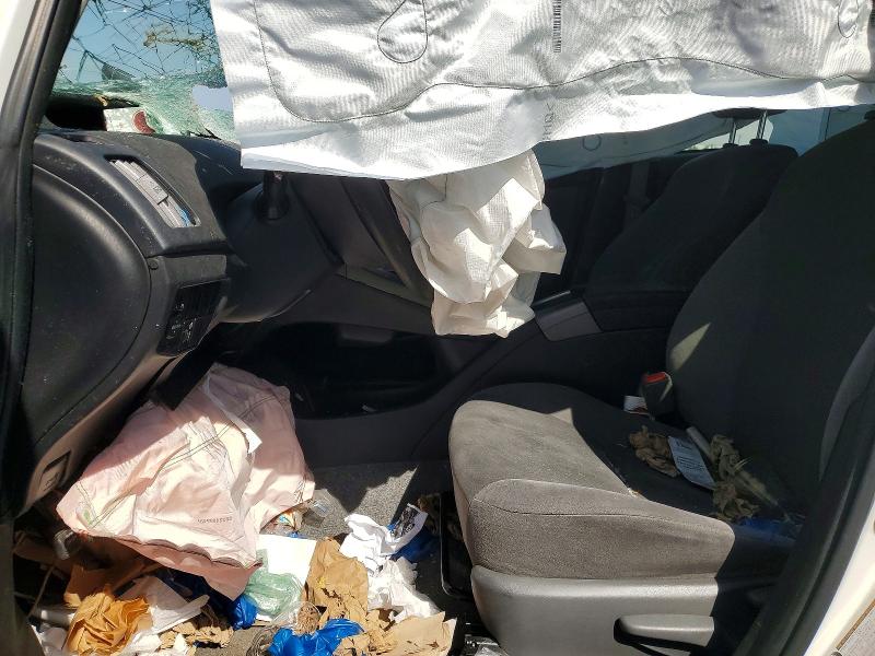 2015 Toyota Prius VIN JTDKN3DU5F0398601 COPART salvage auction — ROLLOVER, Salvage Title, sold $550 on 2026-07-17 (photo 7)