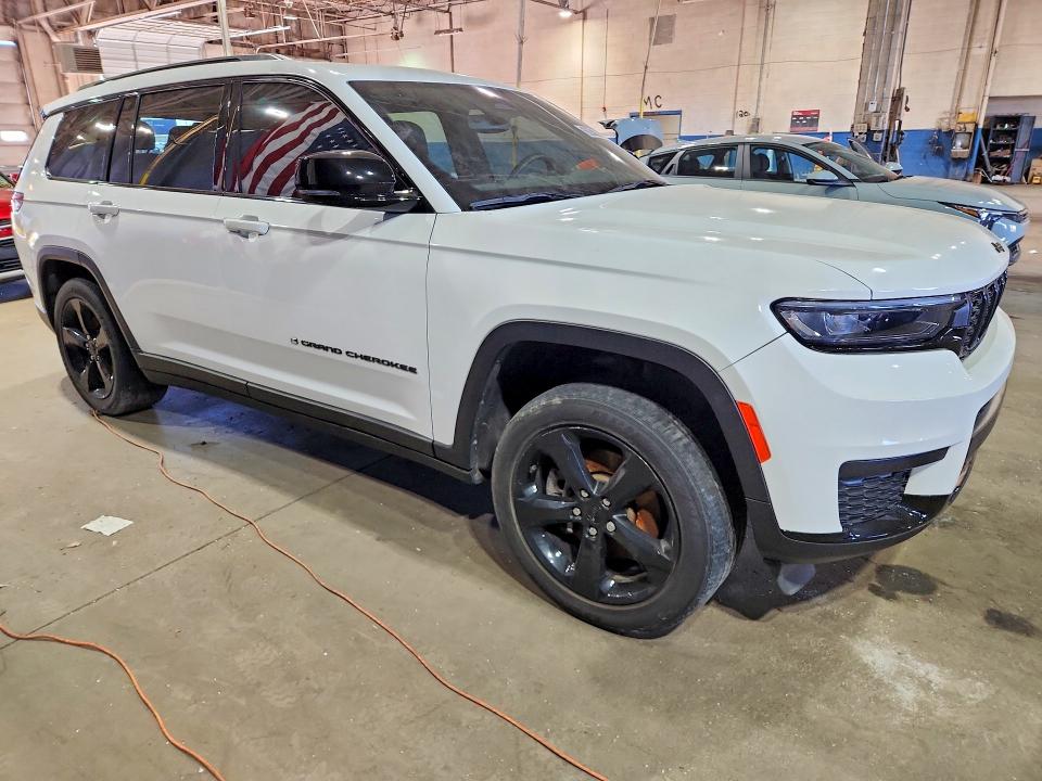 2023 Jeep Grand cherokee l VIN 1C4RJKAG8P8754206 COPART salvage auction — REAR END, Mi - Certificate Of Title, sold $9,200 on 2026-07-30 (photo 4)
