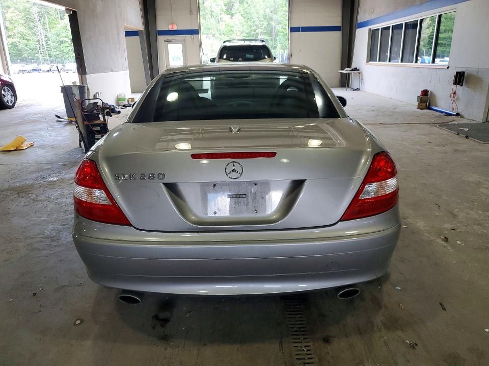 2006 Mercedes-benz Slk-class VIN WDBWK54F86F118687 COPART salvage auction — FRONT END, Va - Cert Of Title - Salvage, sold $1,500 on 2026-07-02 (photo 6)