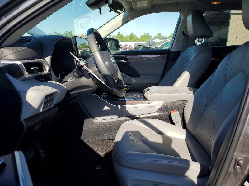2024 Toyota Highlander VIN 5TDEBRCH2RS621949 COPART salvage auction — FRONT END, Salvage Title, sold $25,250 on 2026-07-23 (photo 7)