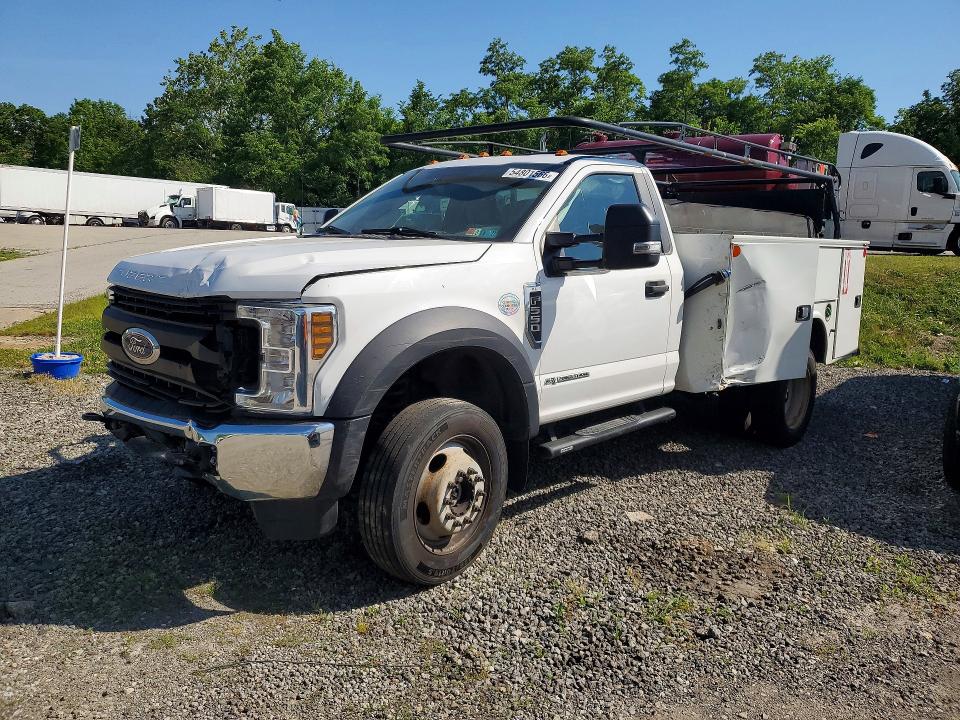 2019 Ford F-550 super duty VIN 1FDUF5HT3KEF85427 COPART salvage auction — FRONT END, Pa - Certificate Of Salvage, sold $9,400 on 2026-07-15 (photo 1)