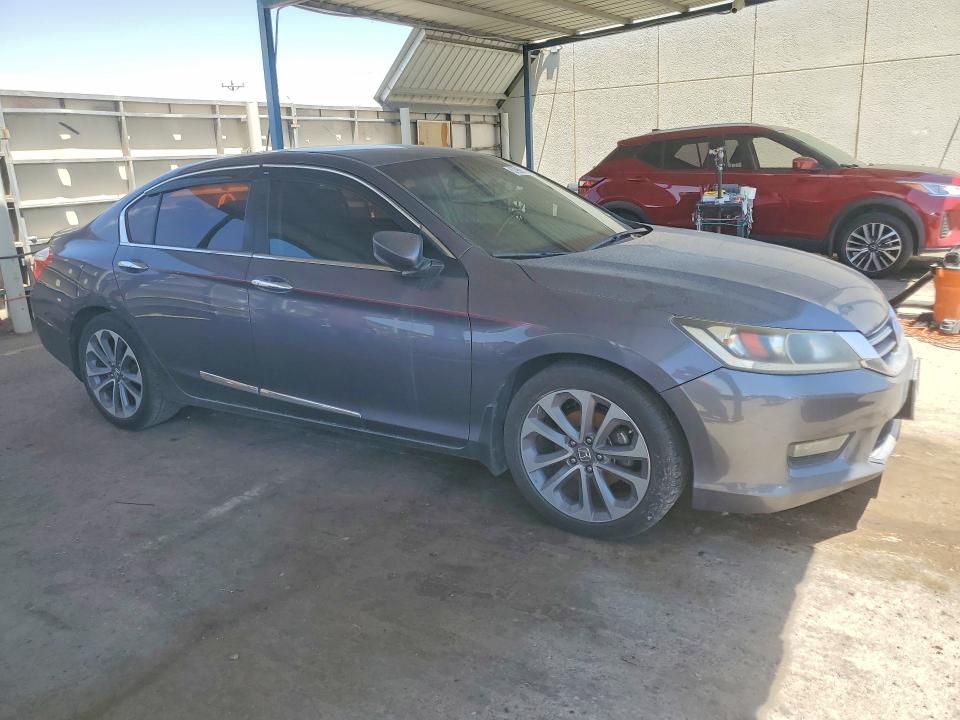 2014 Honda VIN 1HGCR2F51EA197085 COPART salvage auction — REAR END, Tx - Certificate Of Title, sold $1,150 on 2026-07-10 (photo 4)