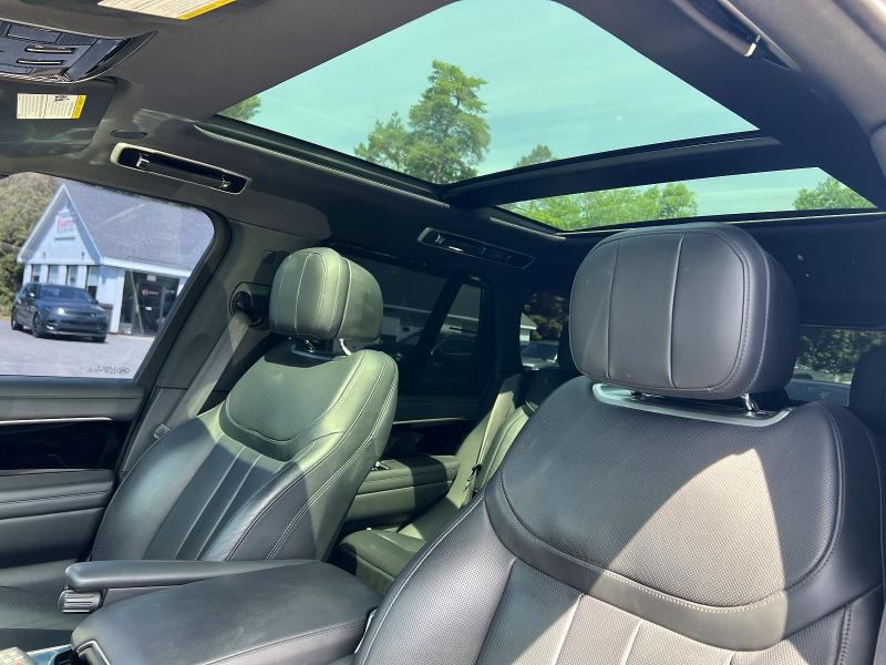 2023 Land rover RANGE ROVER VIN SALKP9E70PA044429 COPART salvage auction — MINOR DENT/SCRATCHES, Ca - Certificate Of Title (P), sold $74,500 on 2026-07-08 (photo 9)