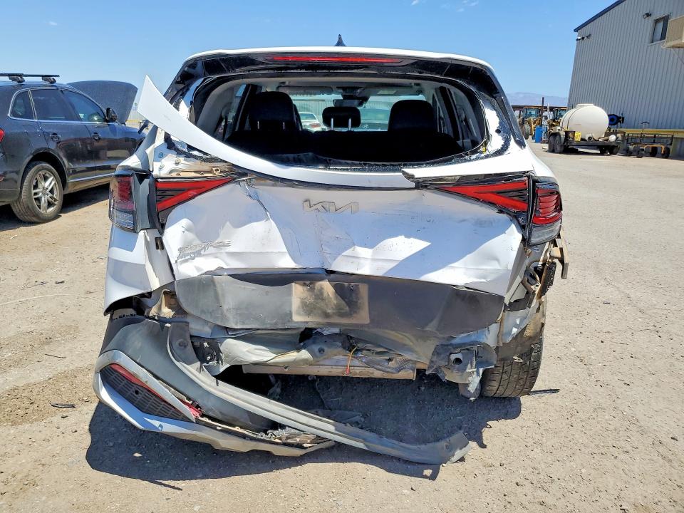 2023 Kia Sportage VIN 5XYK33AF4PG108162 COPART salvage auction — REAR END, Az - Cert Of Title - Salvage, sold $6,100 on 2026-07-06 (photo 6)
