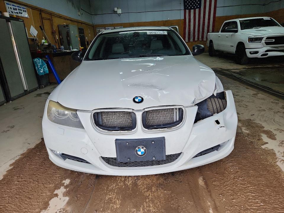 2011 BMW 3er VIN WBAPK5C56BA662186 COPART salvage auction — FRONT END, Mi - Certificate Of Title, sold $60 on 2026-07-22 (photo 5)
