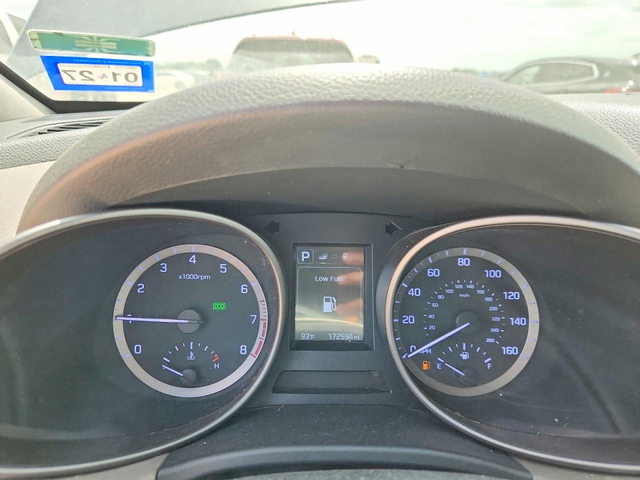 2019 Hyundai Santa Fe VIN KM8SM4HF2KU305259 COPART salvage auction — Minor Dent/Scratches, TX - CERTIFICATE OF TITLE, sold $4,000 on 2026-07-09 (photo 9)
