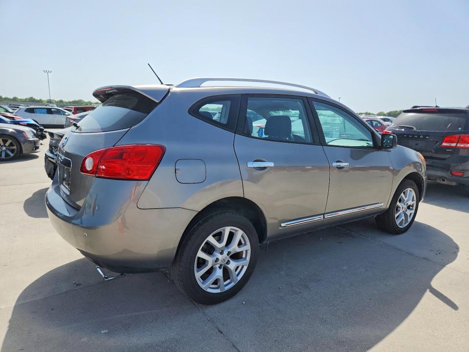 2015 Nissan Rogue VIN JN8AS5MT4FW155001 COPART salvage auction — MINOR DENT/SCRATCHES, TX - CERTIFICATE OF TITLE (P), sold $1,050 on 2026-07-16 (photo 3)