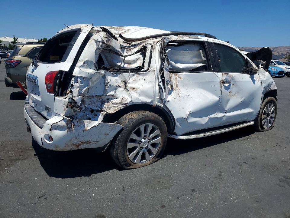 2013 Toyota Sequoia VIN 5TDKY5G1XDS047536 COPART salvage auction — ROLLOVER, CA - NON-REPAIRABLE VEHICLE CERT, sold $1,550 on 2026-07-16 (photo 3)