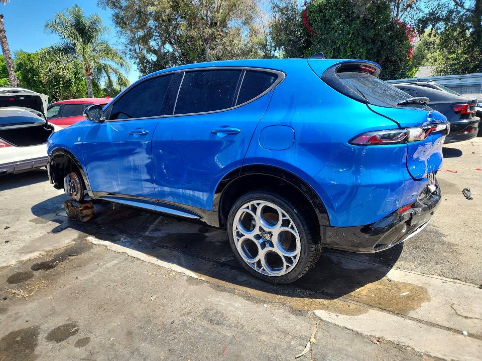 2024 Alfa romeo Tonale VIN ZASPATCW9R3044897 COPART salvage auction — UNDERCARRIAGE, CA - CERTIFICATE OF TITLE, sold $4,750 on 2026-07-28 (photo 2)