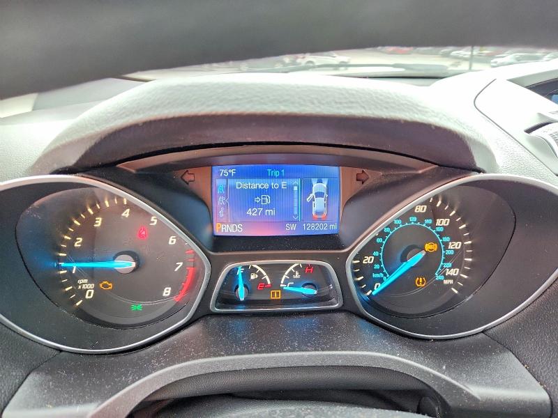 2015 Ford Escape VIN 1FMCU0GX3FUA35830 COPART salvage auction — SIDE, PA - CERTIFICATE OF SALVAGE, sold $500 on 2026-07-02 (photo 9)