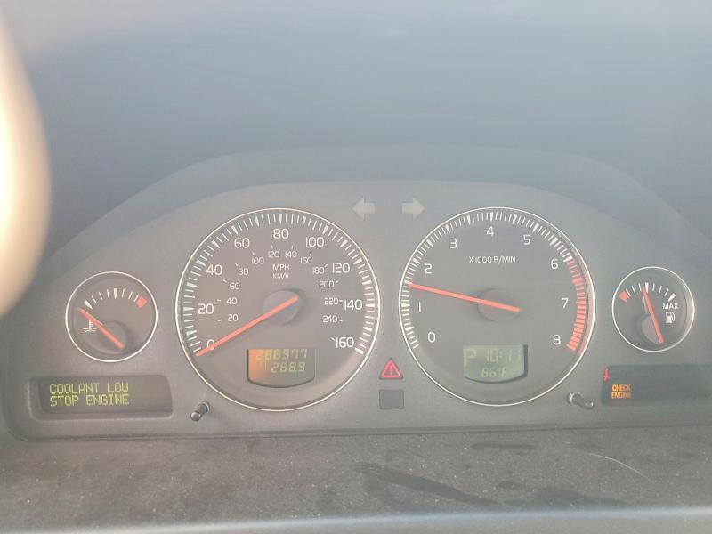 2004 Volvo Xc70 VIN YV1SZ59H841159217 COPART salvage auction — FRONT END, Ia - Cert Of Title-Salvage Title, sold $475 on 2026-07-17 (photo 9)