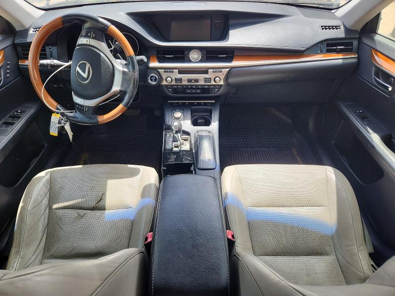 2013 Lexus ES VIN JTHBW1GGXD2001956 COPART salvage auction — MINOR DENT/SCRATCHES, Pa - Cert Of Title (P), sold $425 on 2026-07-09 (photo 8)