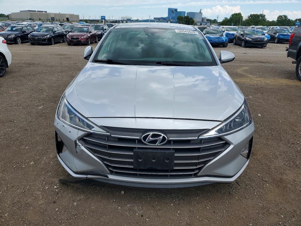 2019 Hyundai Elantra VIN KMHD84LFXKU874901 COPART salvage auction — HAIL, Ia - Cert Of Title-Salvage Title, sold $950 on 2026-07-24 (photo 5)