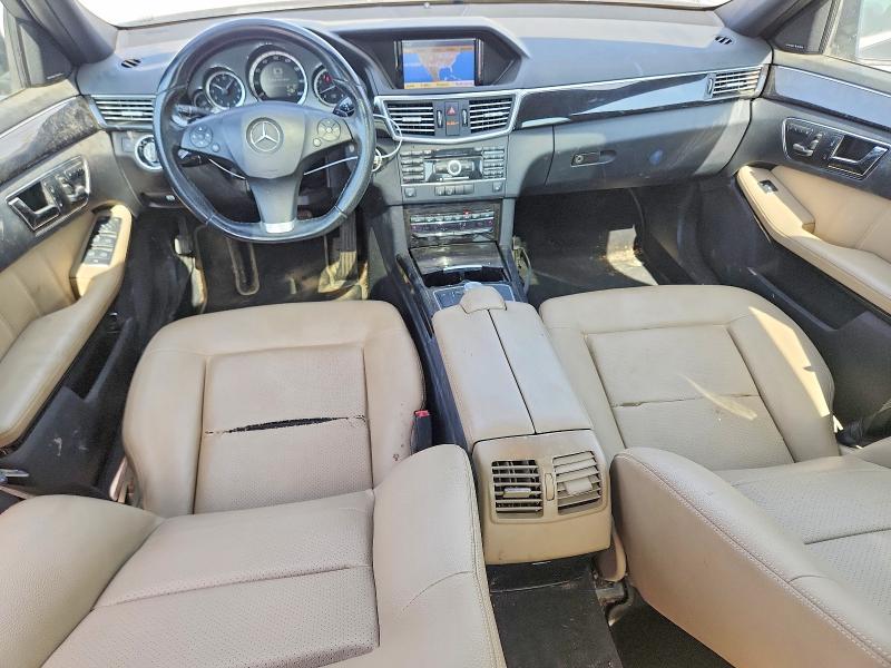 2011 Mercedes-benz E-klasse VIN WDDHF5GB3BA301841 COPART salvage auction — WATER/FLOOD, Tx - Salvage Title-Flood Damage, sold $175 on 2026-07-28 (photo 8)